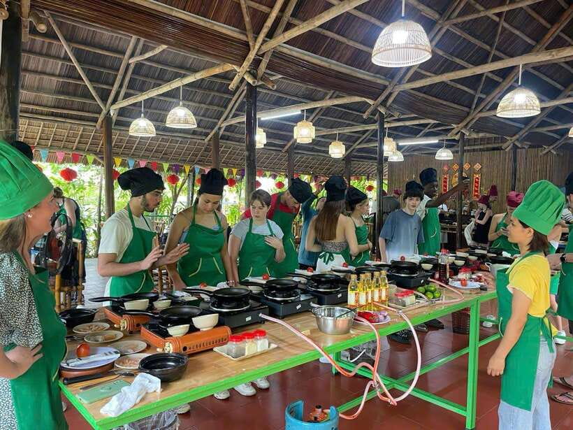 Hoi An: Cooking Class, Crab Fishing-Basket Boat, Market Tour - Trying crab fishing in the traditional way