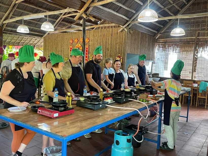 Hoi An: Cooking Class, Crab Fishing-Basket Boat, Market Tour - How the timing affects the day