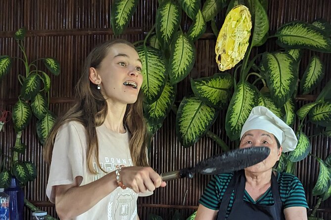 Hoi An Countryside Bike Cycling Tour with Basket Boat and lunch - From Thanh Nam Fishing Village to the rice fields