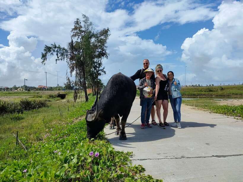 Hoi An: Countryside Villages and River Islands Private Tour - Incense making and reed-mat weaving