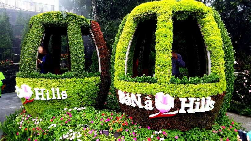 Hoi An: Full-day Ba Na Hills & Amazing Golden Bridge - French Village, Luna Castle, and Eclipse Square
