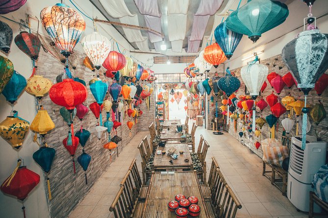 Hoi An Full Lantern Making Class- A special Foldable lantern - Why making a Hoi An lantern is better than simply buying one