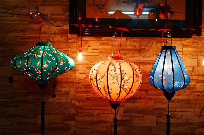 Hoi An Full Lantern Making Class- A special Foldable lantern - Choosing between lotus, diamond, sunrise, and sunset