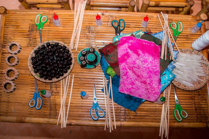 Hoi An Full Lantern Making Class- A special Foldable lantern - Building the 12-stake bamboo frame