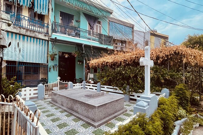 Hoi An Ghosts, Death, Mystery Unveiled - Old houses and the war that emptied them