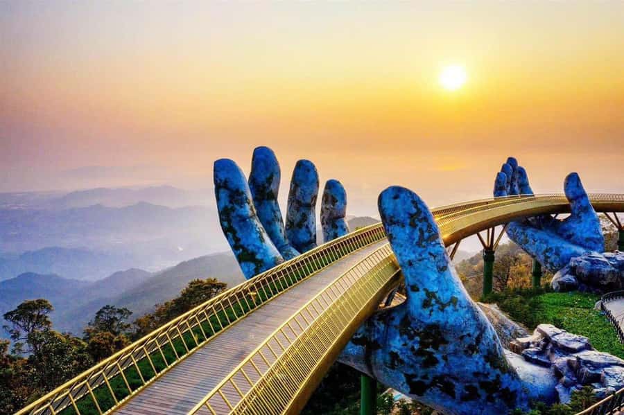 Hoi An: Golden Bridge, Marble Mt, & Lady Buddha Private Trip - Linh Ung Pagoda and the Lady Buddha