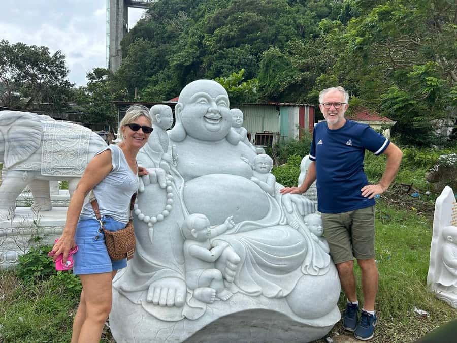 Hoi An: Golden Bridge, Marble Mt, & Lady Buddha Private Trip - What the private car adds