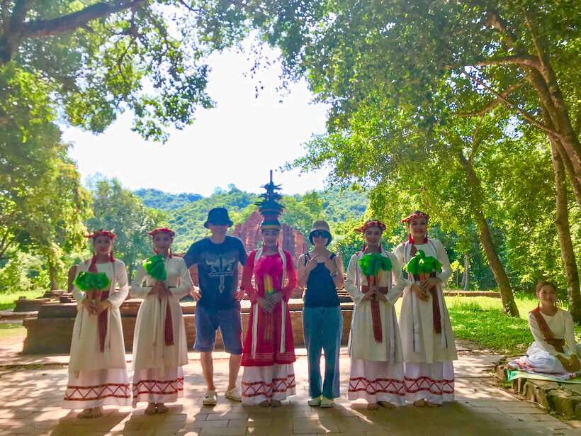 Hoi An: Half-day Excursion To My Son Sanctuary Tour - The traditional dance performance