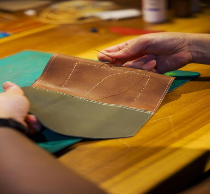 Hoi An: Handmade Leather Crafts Workshop (Starter Course) - The satisfying hammer work