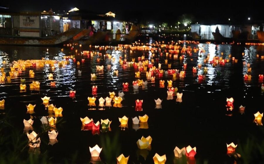 Hoi An Lantern Boat Ride on the Thu Bon River - What the lantern ride is really about