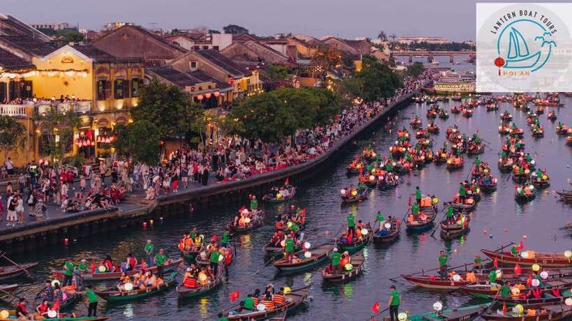 Hoi An : Lantern Boat Trip & Release Lantern - A private 20-minute ride on the Hoai River