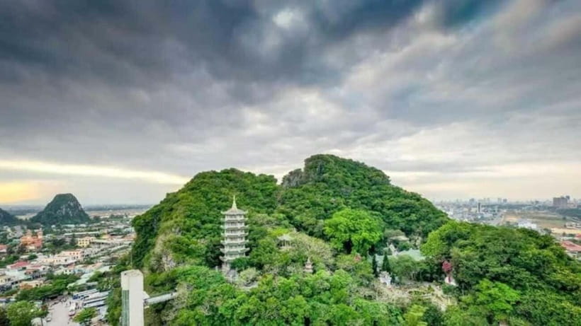 Hoi An: Marble Mountain, Am Phu Cave and Monkey Mountain - A Vietnamese lunch at a local family home