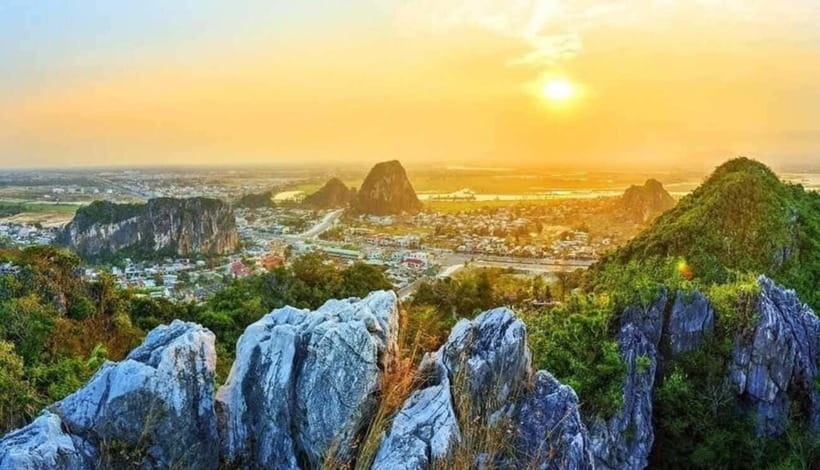 Hoi An: Marble Mountain, Am Phu Cave and Monkey Mountain - What the guide adds to the visit