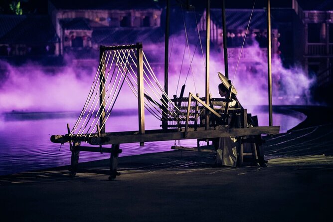 Hoi An Memories Show & Hoi An Impression Theme Park Ticket - Getting food and managing the long evening