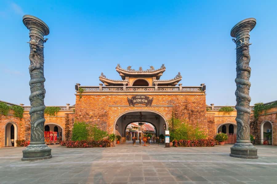 Hoi An Memories Show & Hoi An Impression Theme Park Ticket - Who should book this experience?