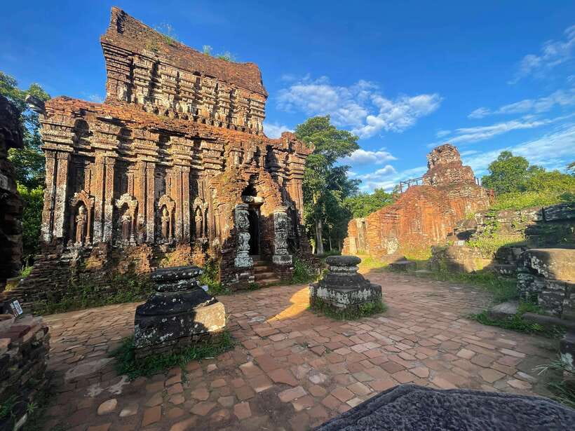 Hoi An: My Son Ruins: Guide-Bus-Boat-Cultural Show-Lunch - Reaching the Temple Towers by Electric Car