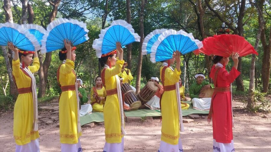 Hoi An: My Son Sanctuary 8 am/1 pm - What the sanctuary visit is really like