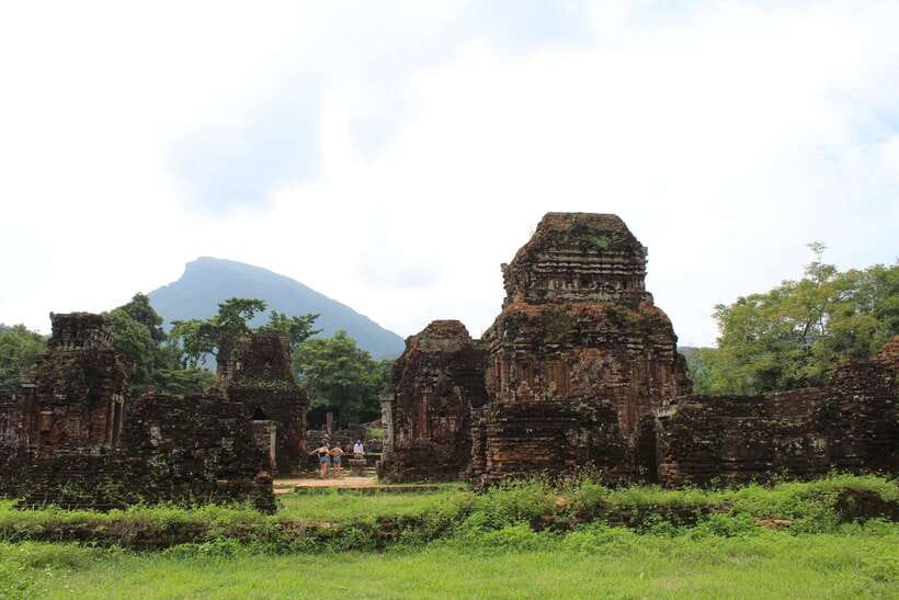Hoi An: My Son Sanctuary 8 am/1 pm - Transport, pickup areas, and extra fees