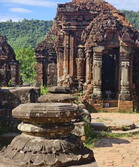 Hoi An: My Son Sanctuary & Sunset River Cruise BBQ or Banhmi - Heat, walking, and the traditional Cham performance