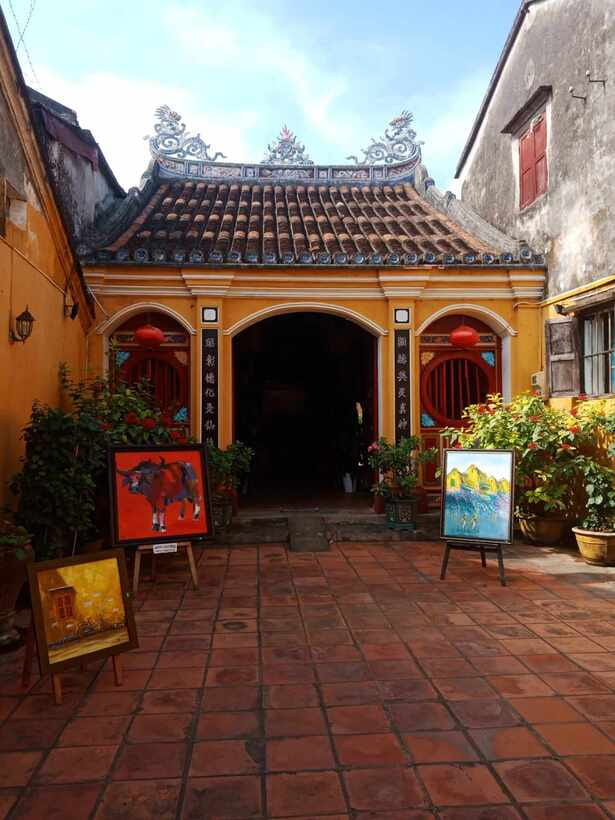 Hoi An: River Lantern Boat Experience with Free 5G eSIM - Why the Hoai River looks best after dark