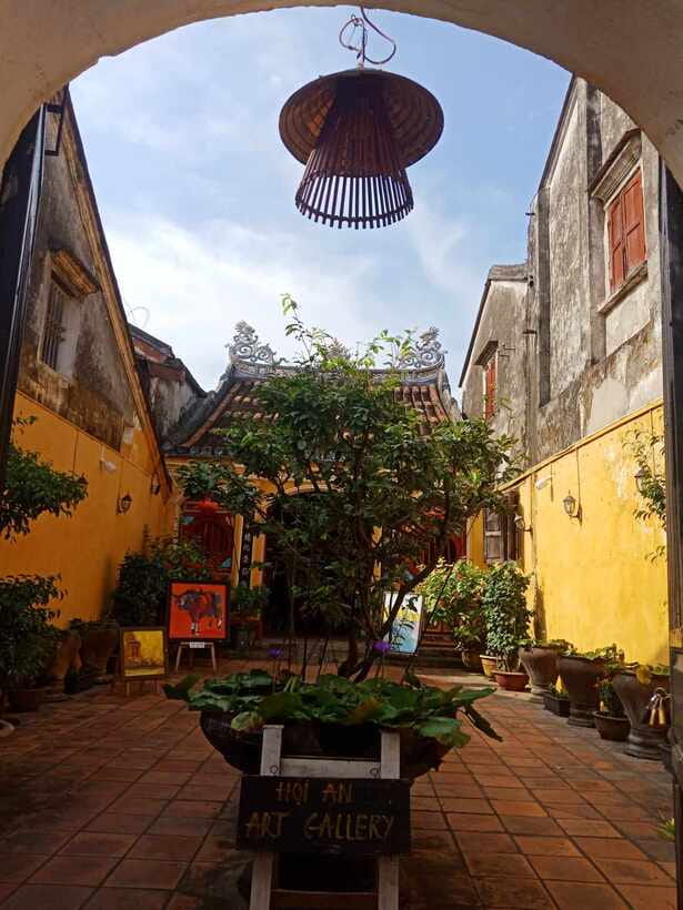 Hoi An: River Lantern Boat Experience with Free 5G eSIM - Starting at 153 Tran Phu Street