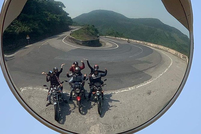 Hoi An to Hai Van Pass and back to Hoi An with Mr.T Easy Rider (One Day) - Lang Co Beach and lunch by the coast