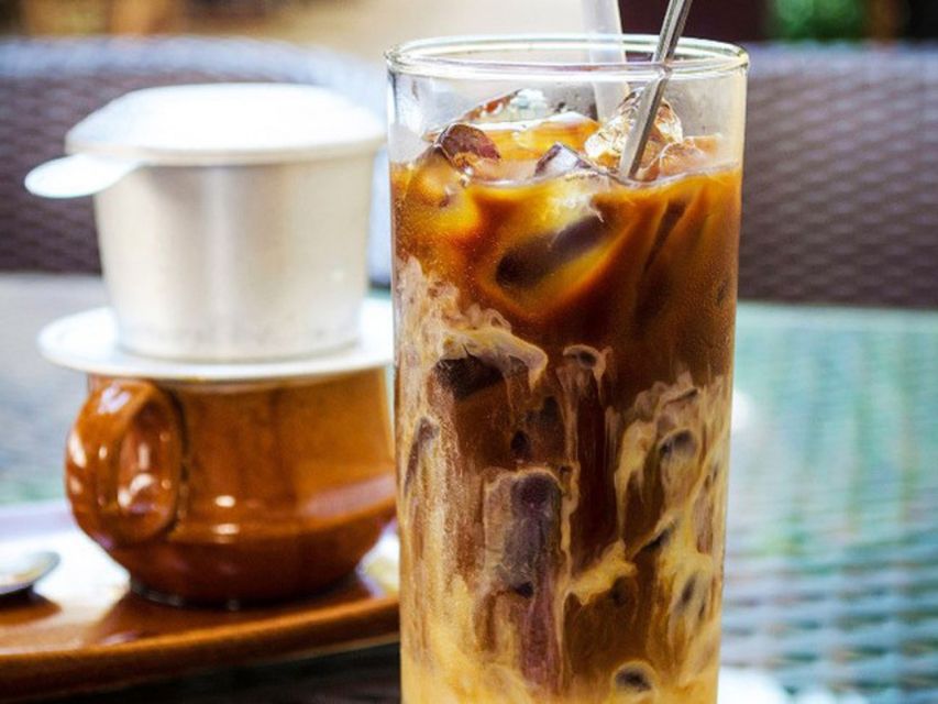 Hoi An: Vietnamese Coffee Culture and Coffee Making Class - Starting with tea and the story behind the cup