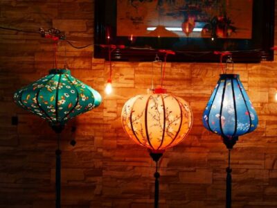 Vietnamese Foldable Lantern Making Class