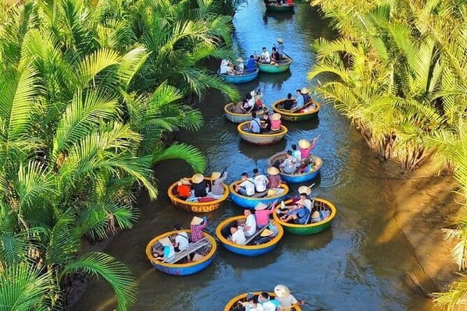 Hoi An Walking Tour, Sampan Boat Trip , Foodie Tour by Night - The Thu Bon River sampan ride