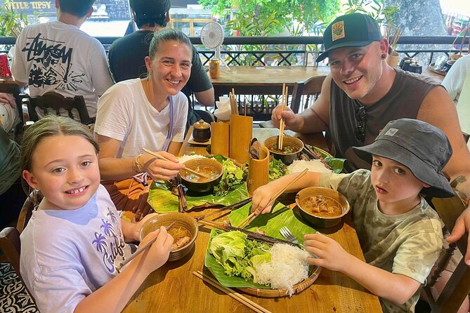 (HOT) Hanoi Guided Street Food and Train Street Tour with Local - Train Street: Hanoi’s most unusual first stop