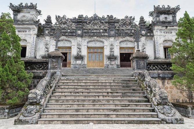 Hue City and The Citadel via Hai Van Pass Daily Small Group Tour - Lang Co Beach and the coastal pause