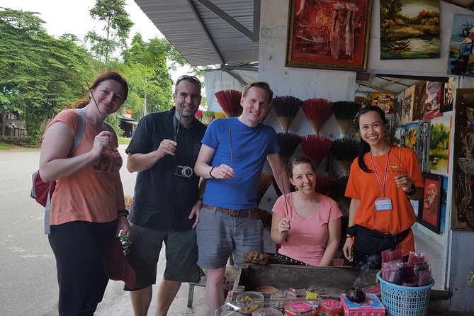 Hue city Deluxe Group Tour (Daily Tour-12 pax max) - Dong Ba Market offers a quick look at daily Hue