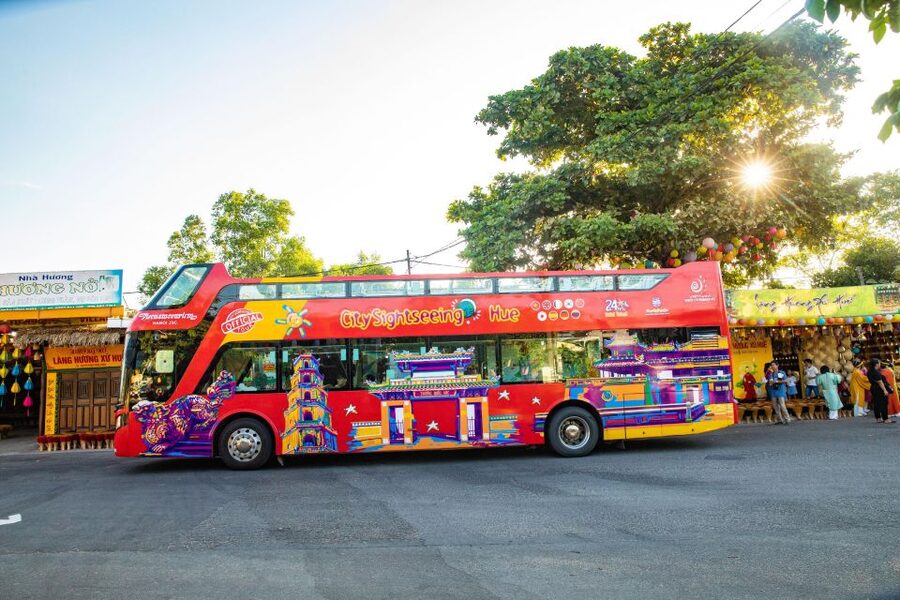 Hue: City Sightseeing Hop-On Hop-Off Bus Tour - Tu Duc Tomb: a royal site with a personal story