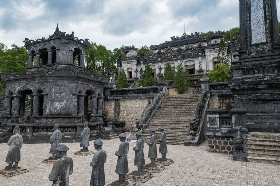Hue City Tour Full Day - Depart from Da Nang / Hoi An - Hue lunch brings the city to the table