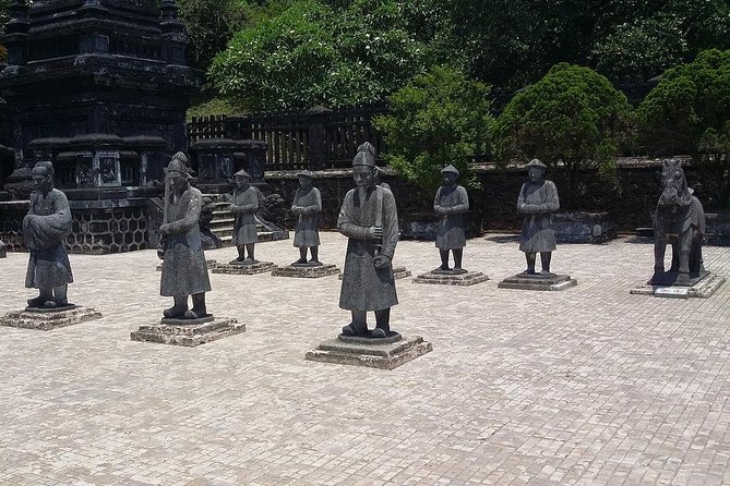 Hue Culture & History Day Tour – Departing Hoi An or Da Nang - What the guide adds to the experience