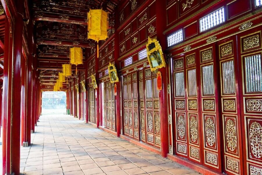 Hue Customizable Tour with Imperial Citadel & Forbidden City - The Mieu Temple and the royal family behind the walls