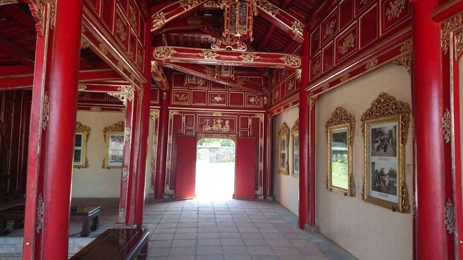 Hue Customizable Tour with Imperial Citadel & Forbidden City - Supreme Harmony Palace is the ceremonial center