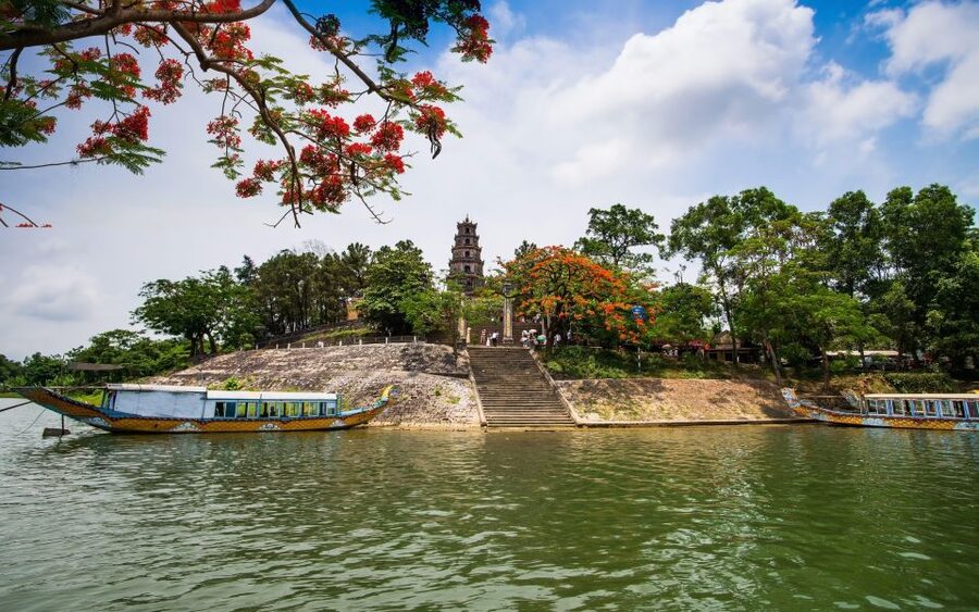 Hue: Dragon Boat, Perfume River, Pagoda & Royal Tomb Tour - Minh Mang Tomb: formal design in a peaceful setting