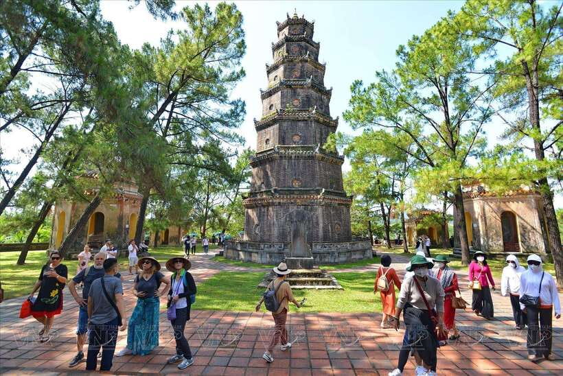Hue :Exploring Royal City with Multi Options and Dragon Boat - Khai Dinh Tomb and its striking final-era design