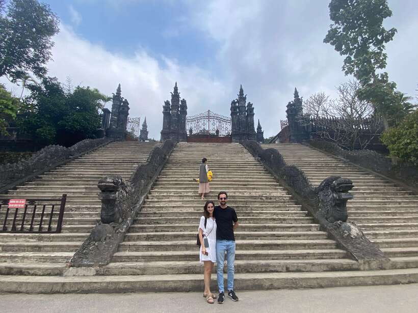 Hue :Exploring Royal City with Multi Options and Dragon Boat - Tu Duc Tomb, poetry and royal retreat