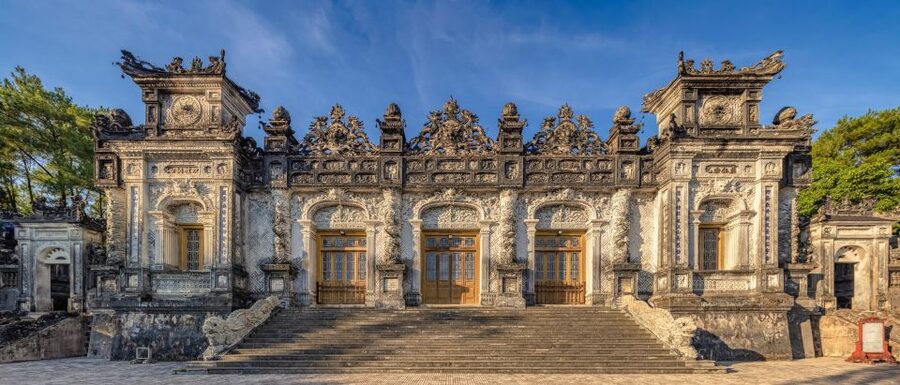 Hue: Hue Royal Tombs Tour Visit 3 Best Tombs & Pagoda - Thien Mu Pagoda gives the day a spiritual finish