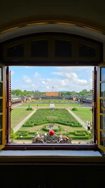 Hue Imperial city walking tour and optional royal tombs - Entering the Imperial Citadel