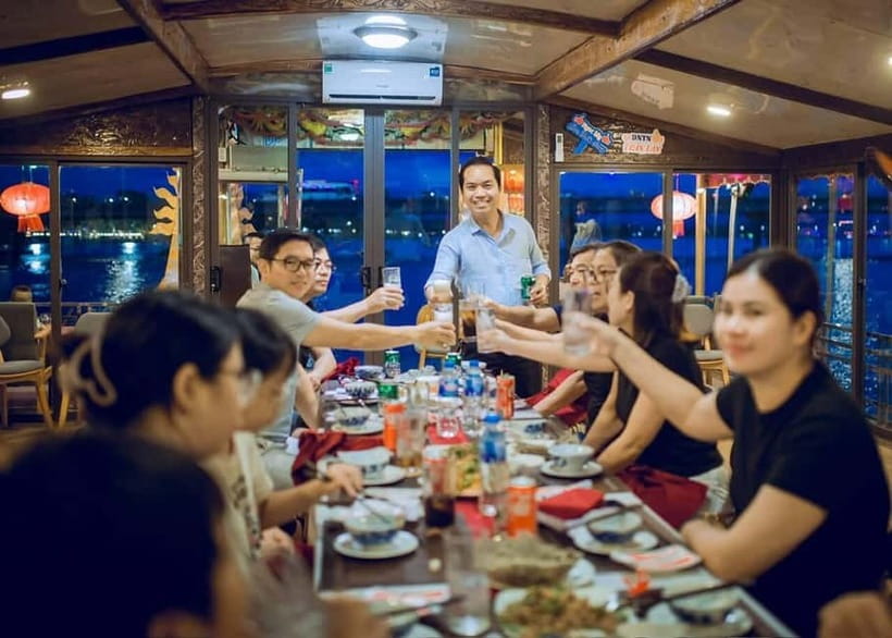 Hue: Perfume River Dinner Cruise with Traditional Show - Hue singing on the Perfume River