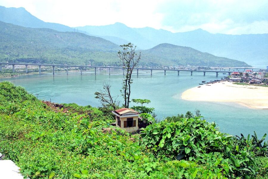 Hue: Private Car to Hoi An via Fabulous Stops - Marble Mountains, caves and pagodas near Da Nang