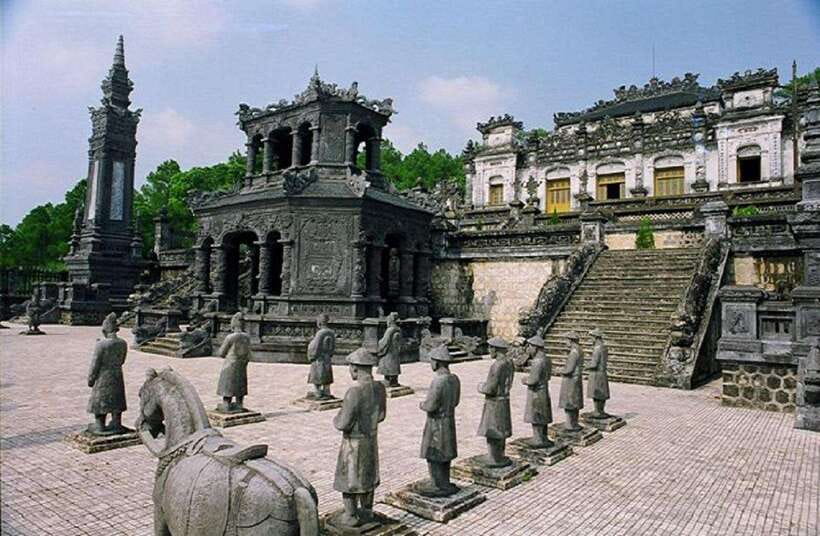 Hue: Private Dragon Boat, Pagoda, and Royal Tomb Tour - Key points to know before booking