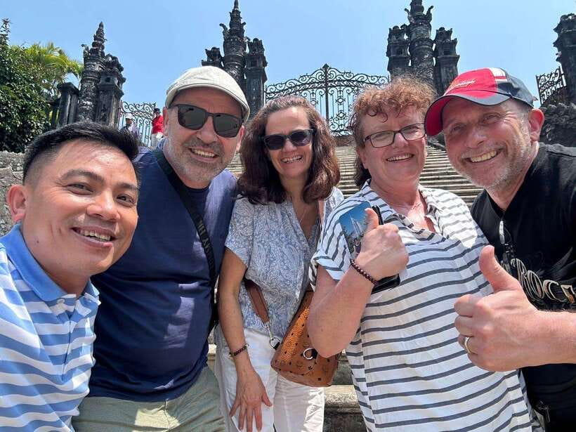 Hue: Royal Tombs Private Tour with 3 Best Tombs & Pagoda - Hue Incense Village: a short hands-on cultural stop