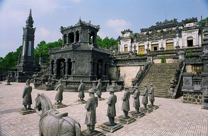 Hue’s Top Attractions by Car with Informative ES Driver - Thien Mu Pagoda beside the Perfume River