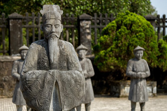 Imperial Hue And Hai Van Pass Full-day Tour - Guides, vehicles, and the feel of the day