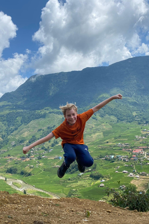 In Sapa: 1 Day Mountain Trek, Visit beautiful villages - Down to Hang Da and the working countryside