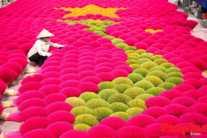 Incense Village Private Tour from Hanoi to Ninh Binh Old Capital - Leaving Hanoi for Quang Phu Cau